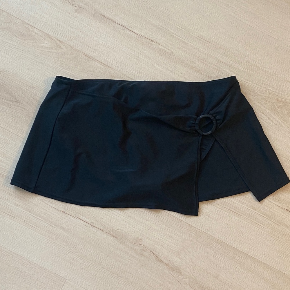 Black Swim Skirt with Decorative Side Ring